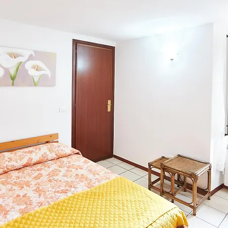 Apartment Casa Alba Intra
